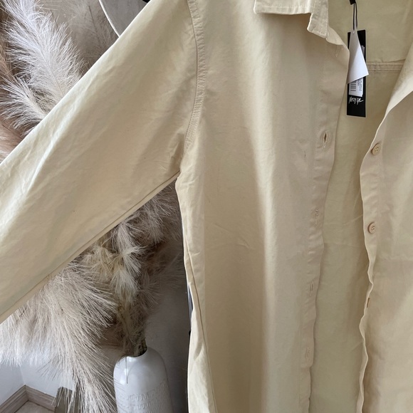 Oversized denim shirt - Picture 2 of 3